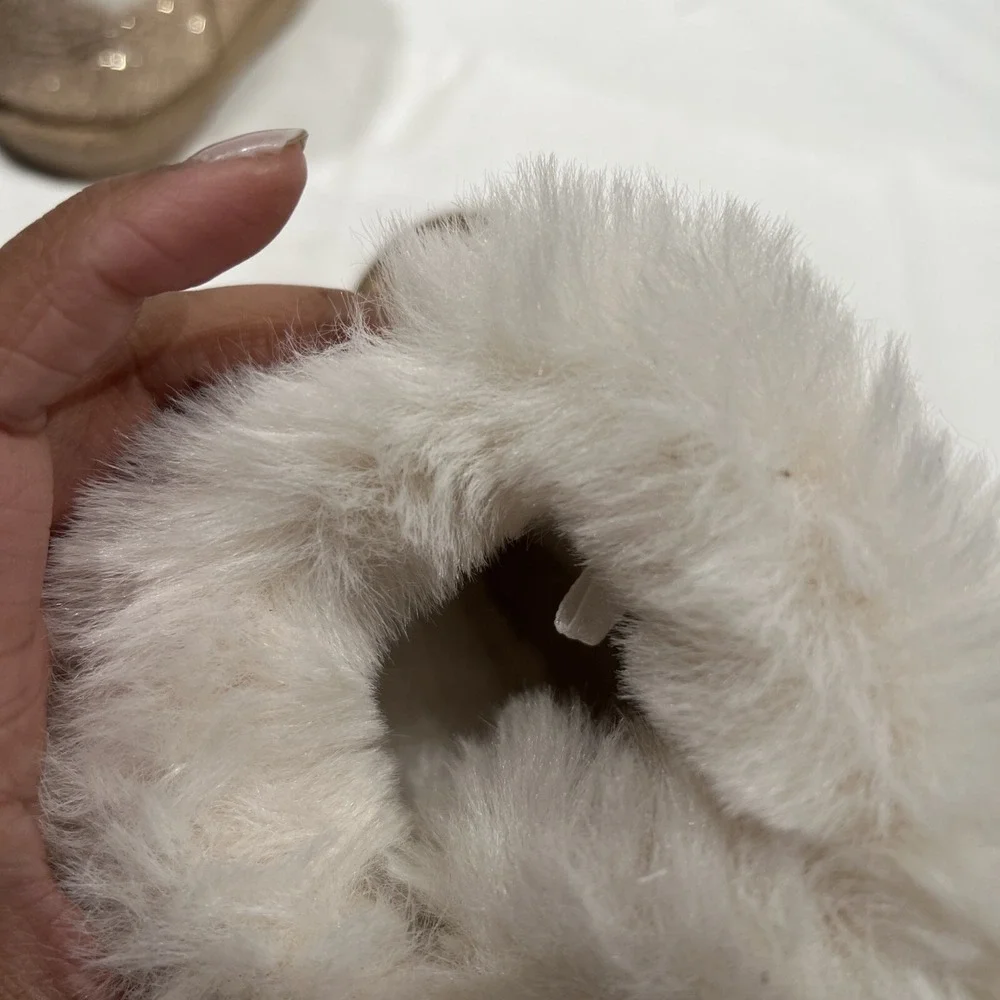 Primark girl fashion boots with fur edge, size 9‎ Tan gold Color